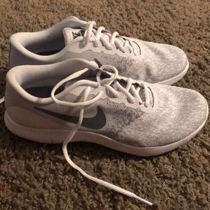 White Nike Flex Contact